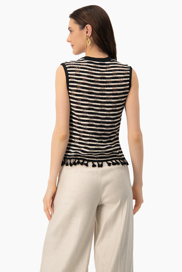 Blusa recta con borlas