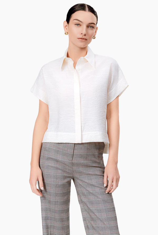 Blusa camisera lisa de manga corta