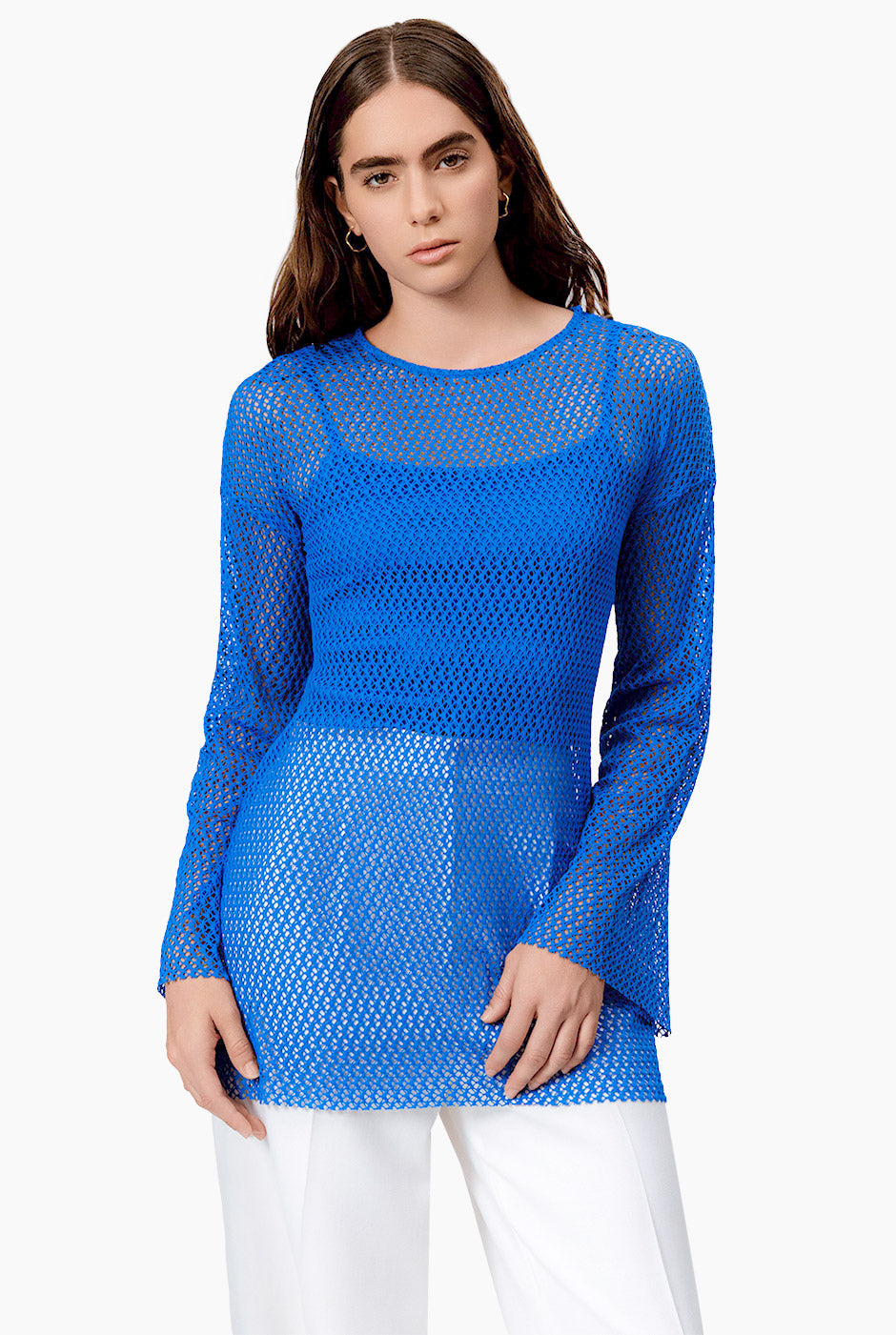 Blusa túnica azul tejida de manga larga y cuello redondo