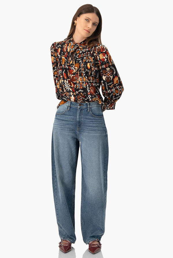 Blusa estampada y manga larga