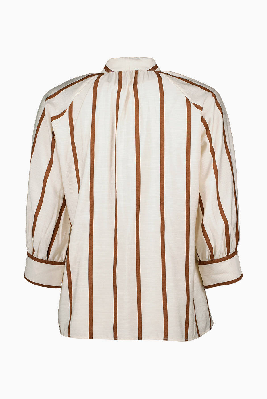 Blusa estampada de rayas con cuello mao y mangas 3/4