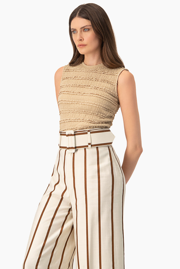 Blusa tejida sin mangas