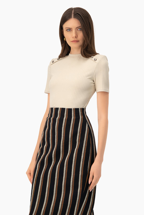 Blusa natural cuello redondo