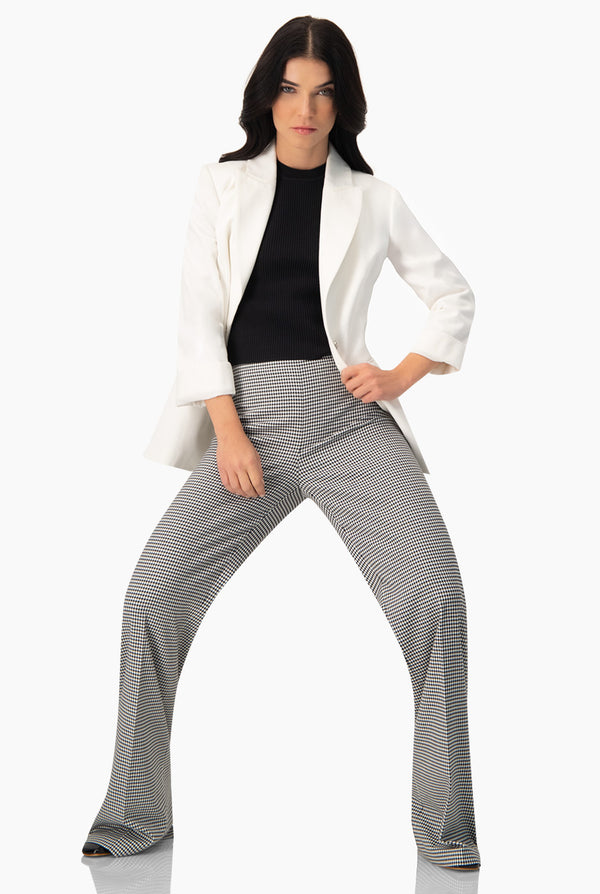 Blusa plisada y cuello alto