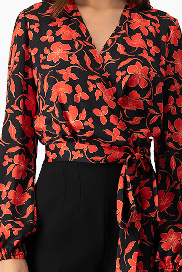 Blusa estampada floral con amarre