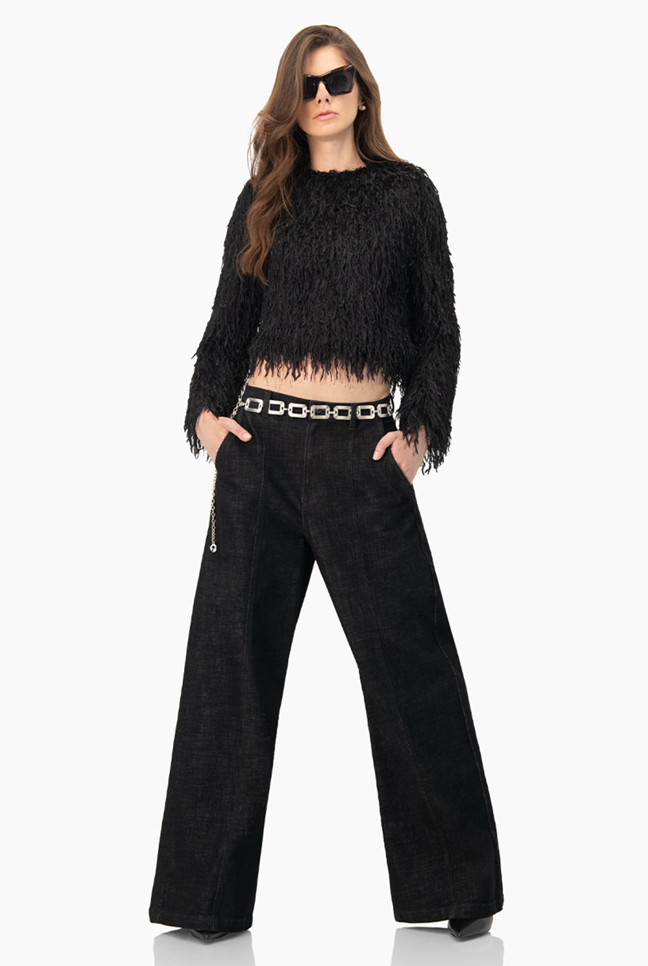 Blusa recta negra de cuello redondo con textura peluche