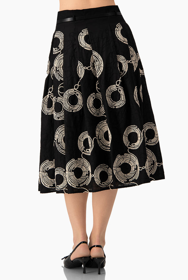 Falda midi y cinturon