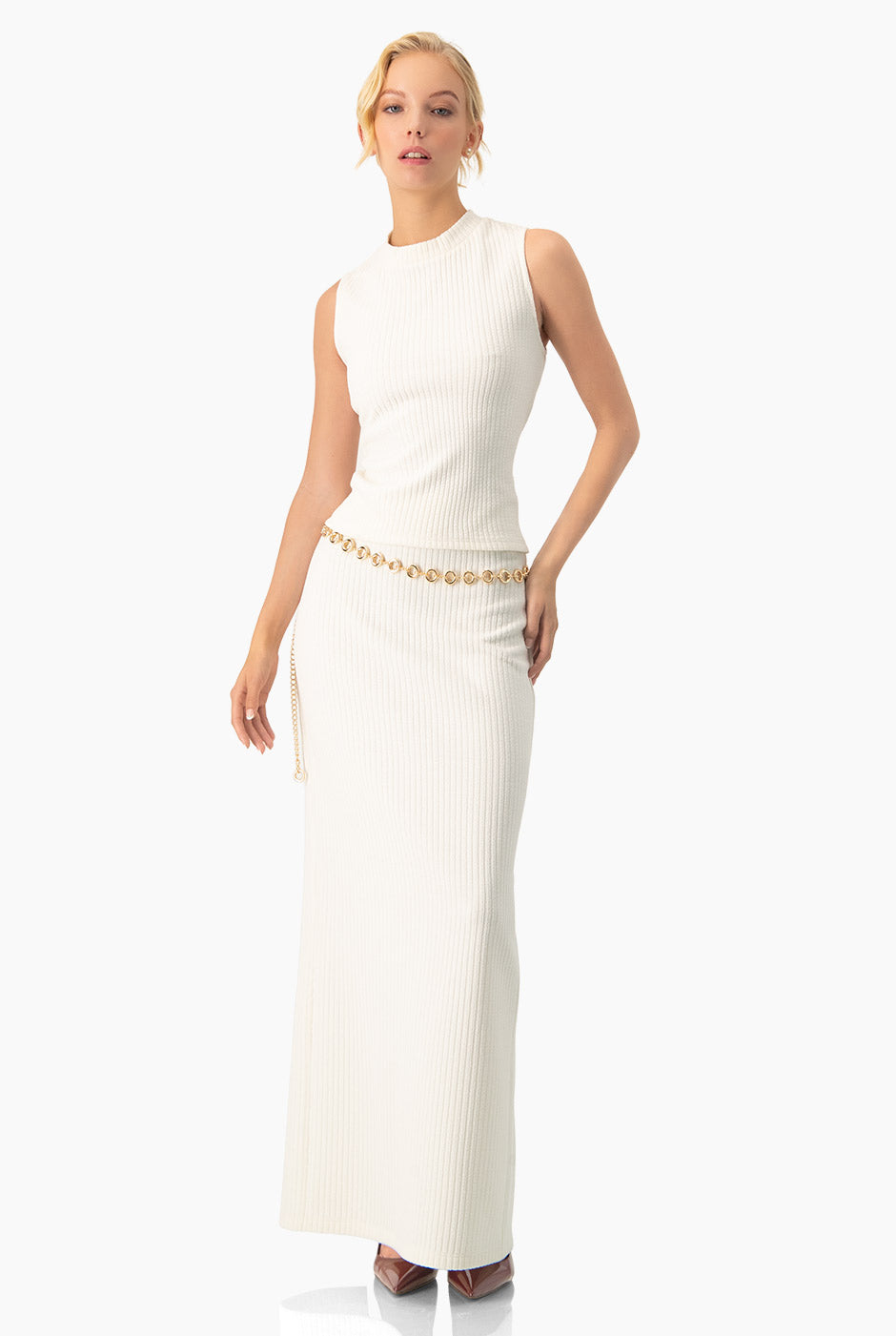 Falda lápiz larga natural con cierre y abertura trasera