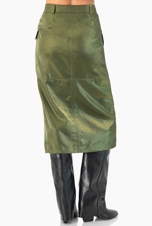 Falda midi verde con abertura