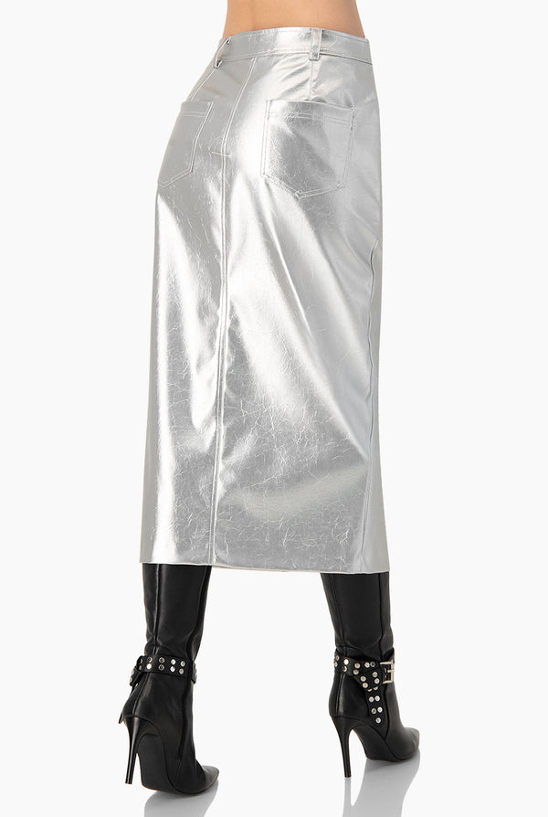 Falda larga con bolsillos