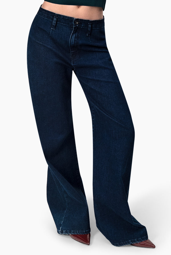 Jeans amplio de un boton