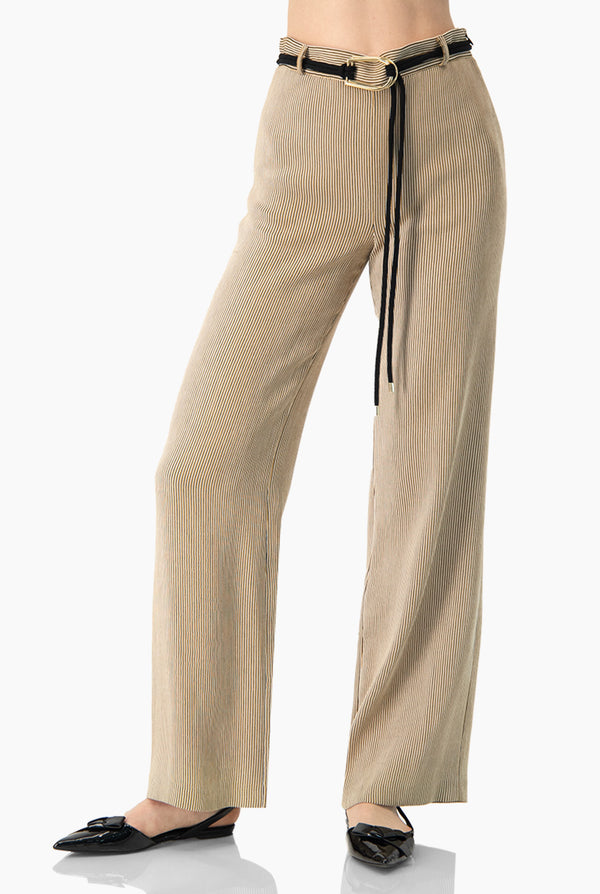 Pantalon semi campana con cierre