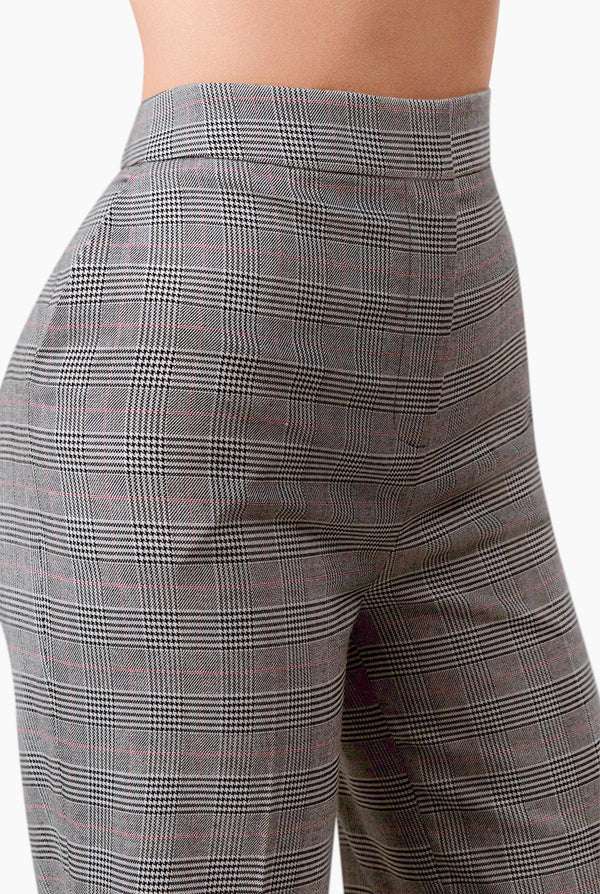 Pantalon corte campana con cierre