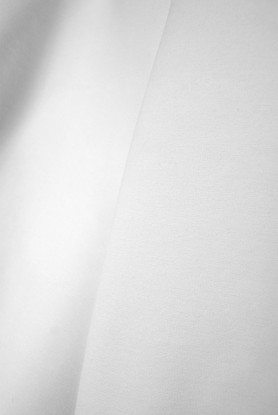 Pantalón liso natural con pierna amplia y cintura azul