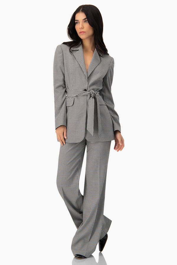 Pantalon sastreado semi acampanado