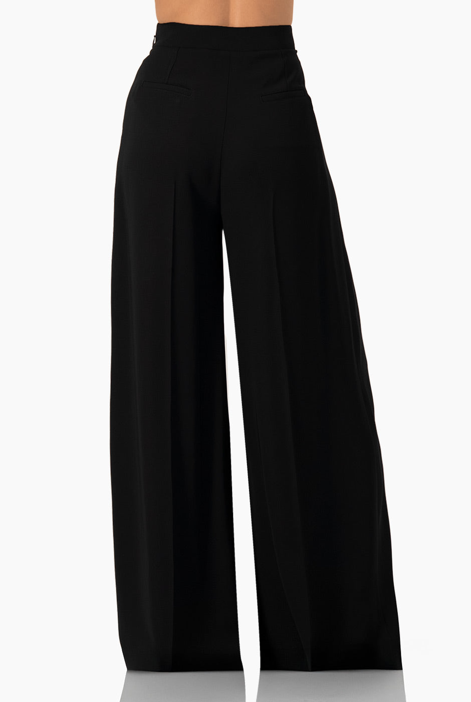 Pantalón maxi negro de pierna ancha con bolsillos traseros