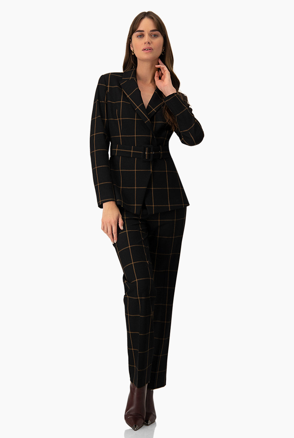 Pantalón recto sastreado negro con estampado de cuadros