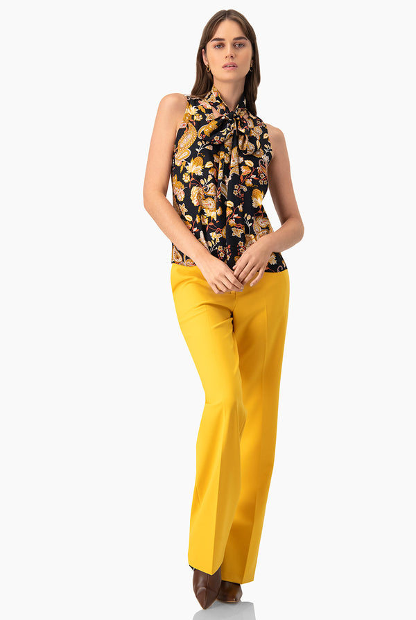 Pantalon sastreado en tono amarillo