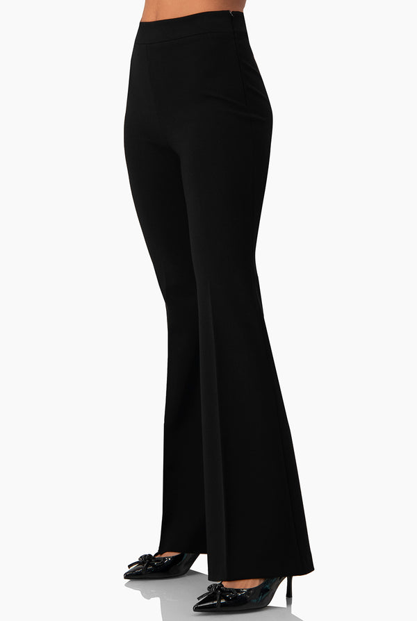 Pantalon negro semi campana