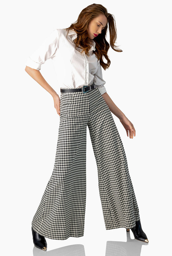 Pantalon pierna amplia