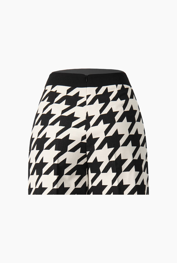 Short con cierre trasero