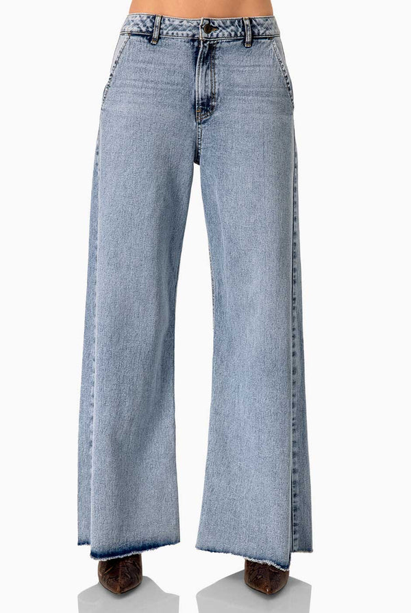 Jeans mom con bolsillos