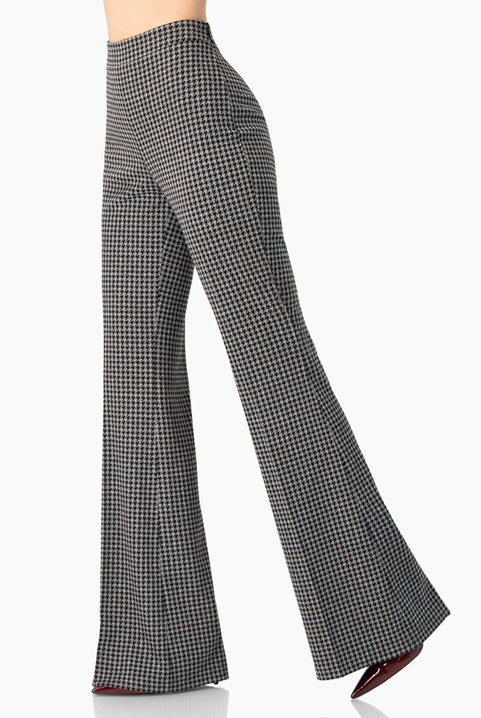 Pantalón acampanado negro sin bolsas con estampado de pata de gallo