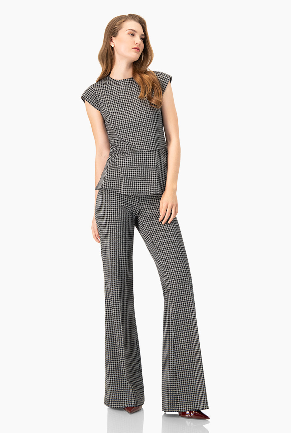 Pantalón acampanado negro sin bolsas con estampado de pata de gallo