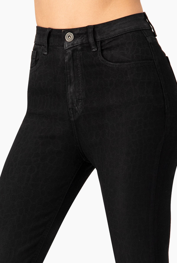 Jeans skinny en tono negro