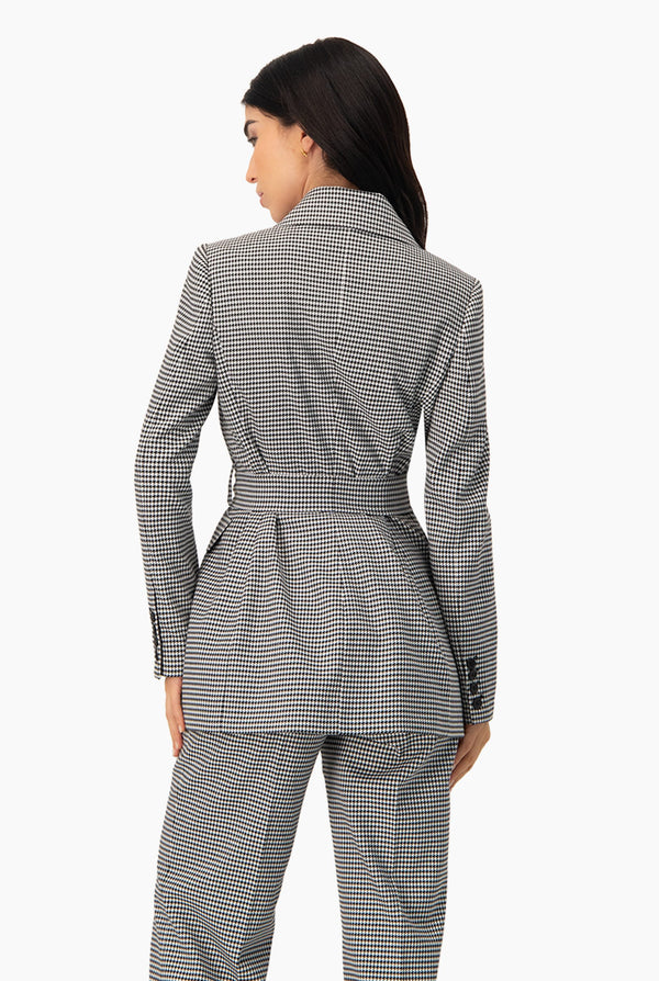 Saco cinta en cintura