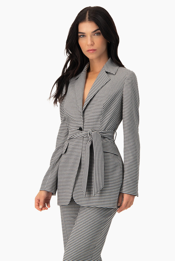 Saco cinta en cintura