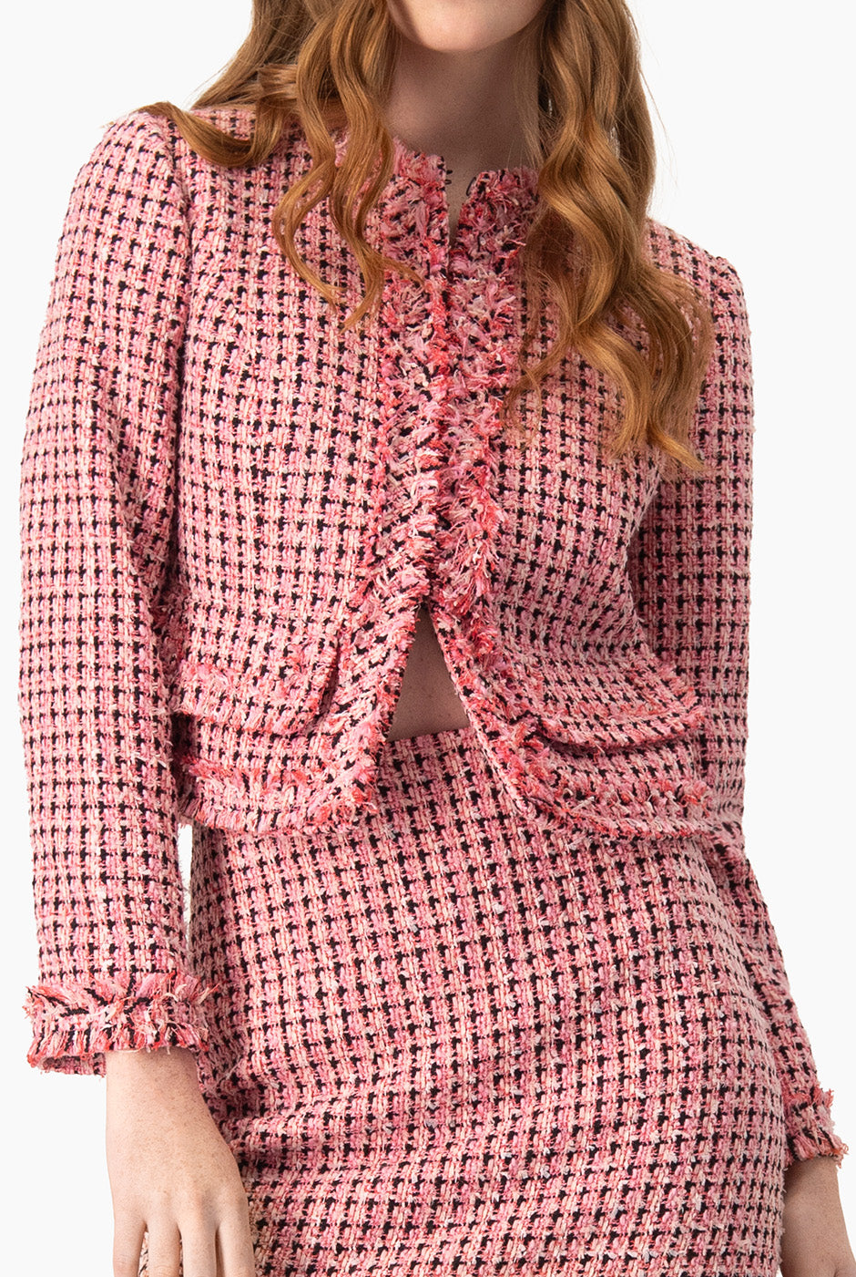 Saco Blazer rosa corto con cuello redondo y bolsillos