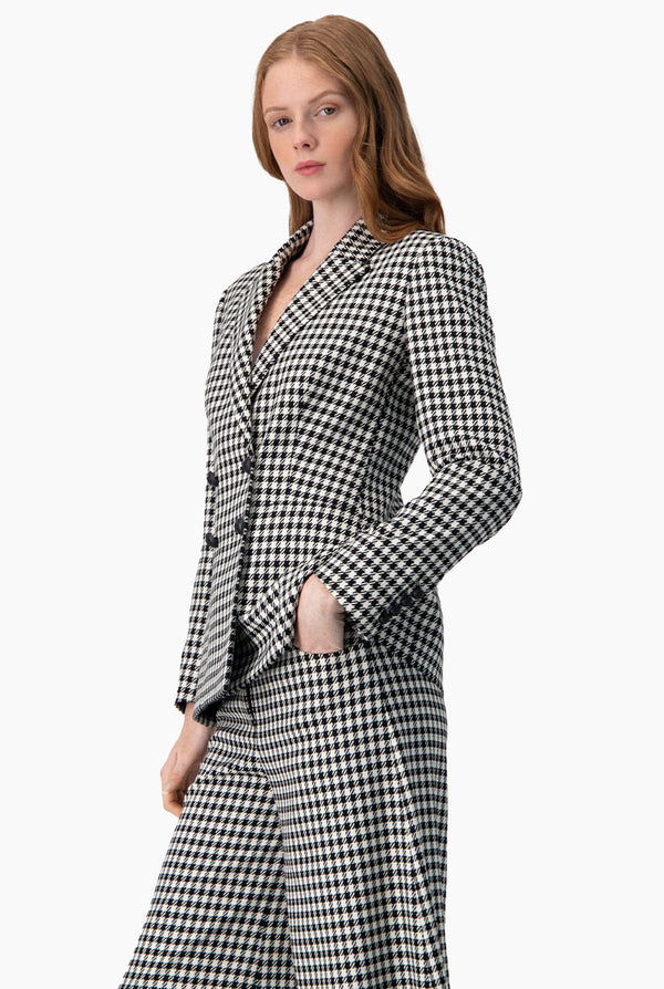 Blazer cruzado de doble botonadura