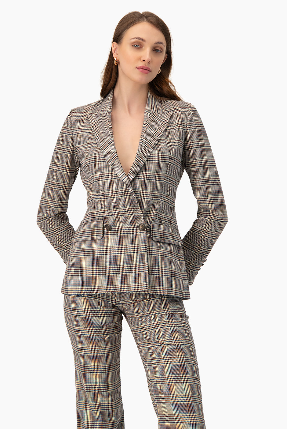 Saco cruzado multicolor con doble botón y bolsillos con solapa