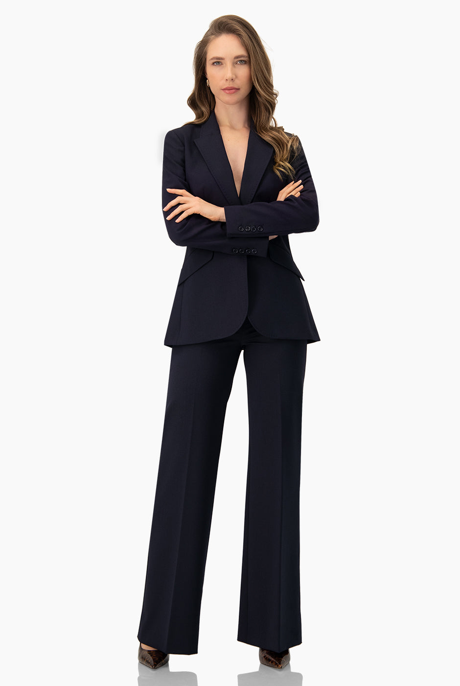 Saco blazer azul marino sastreado de Ivonne con un botón