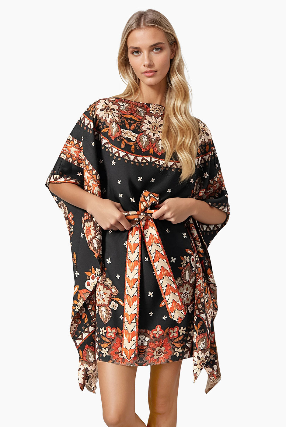 Vestido corto multicolor con estampado floral y cinta en cintura