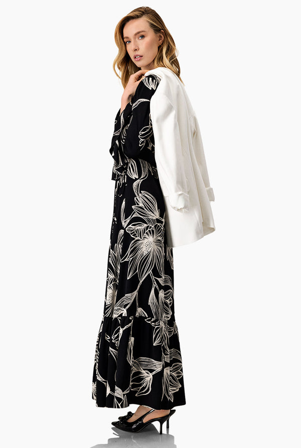 Vestido de manga larga con olanes