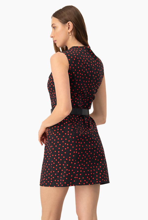 Vestido corto recto sin mangas