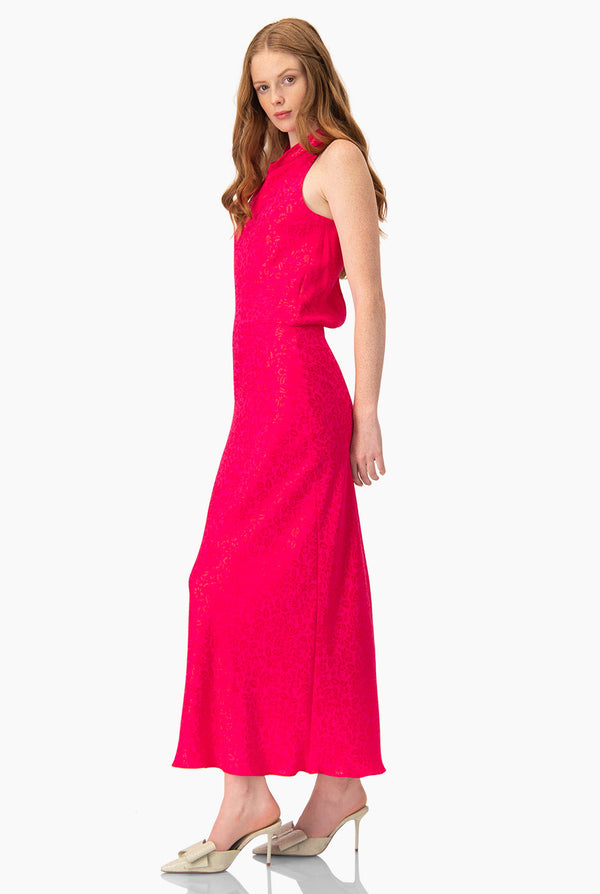 Vestido largo rosa cuello halter