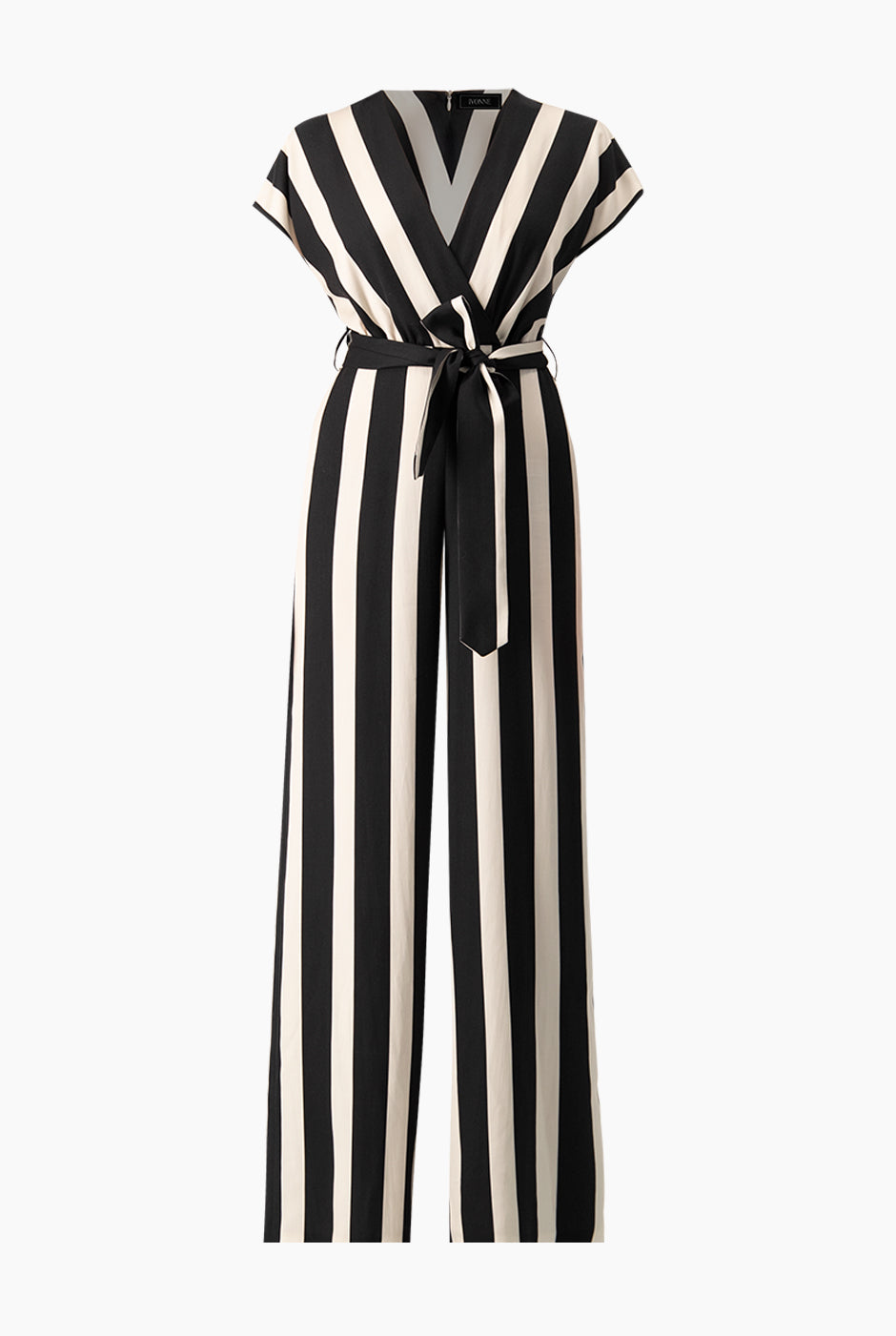 Jumpsuit negro de hombro caído con cinta ajustable