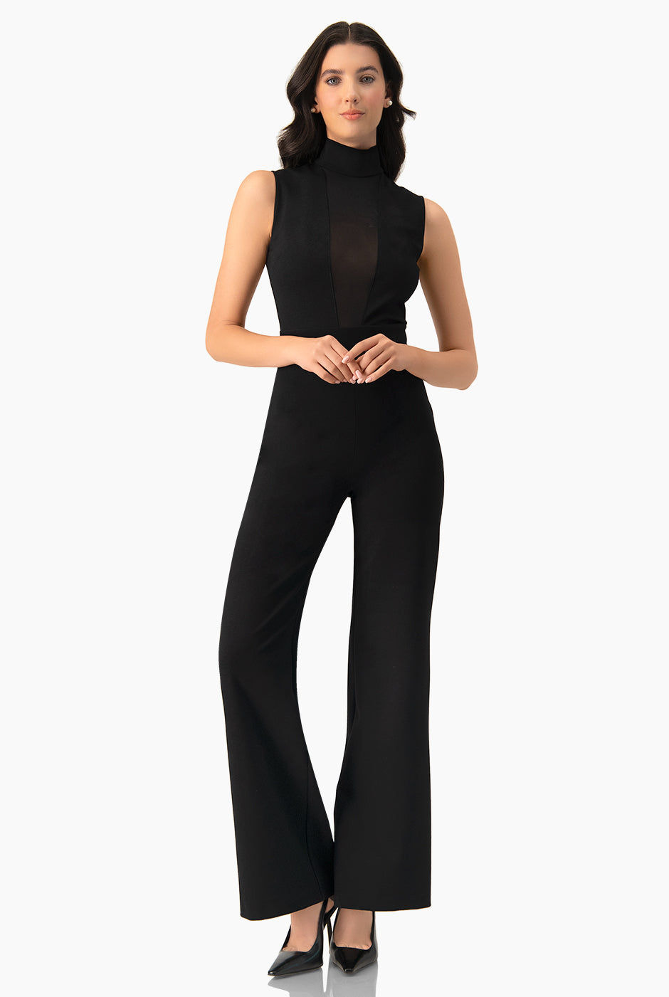 Jumpsuit negro sin mangas con escote en V y detalle de tull