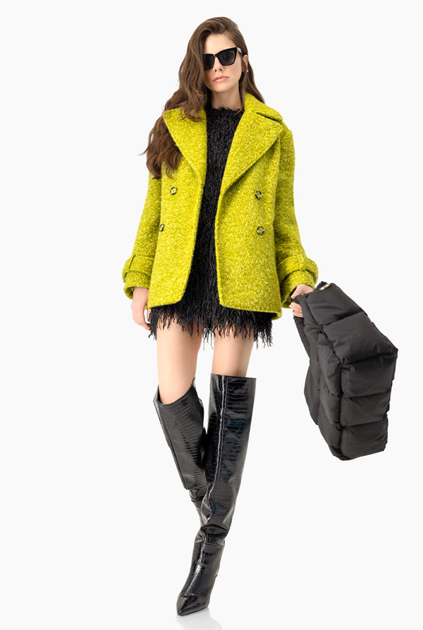 Vestido corto en tono negro