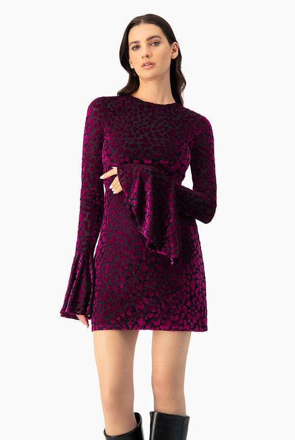 Vestido corto cuello redondo