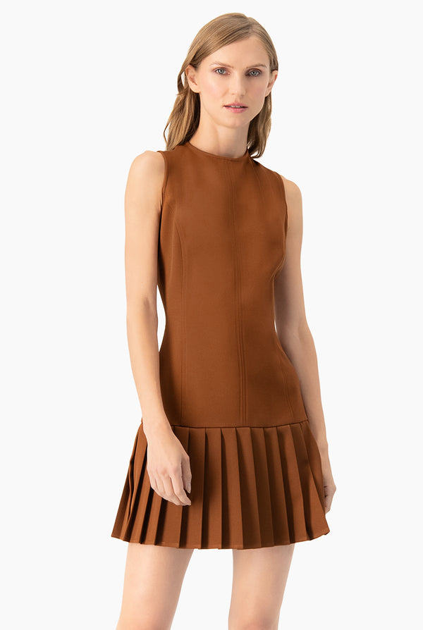 Vestido corto tableado