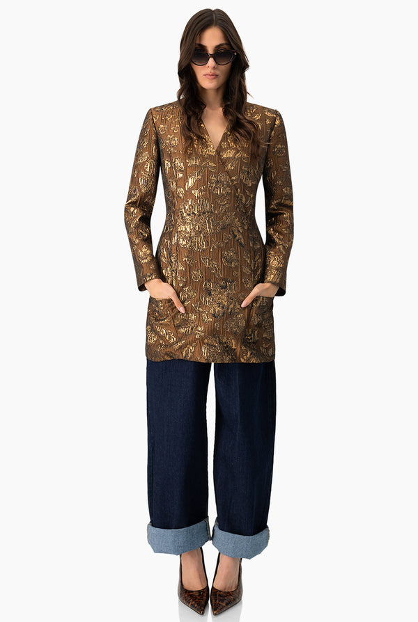 Vestido corto escote V y bolsillos