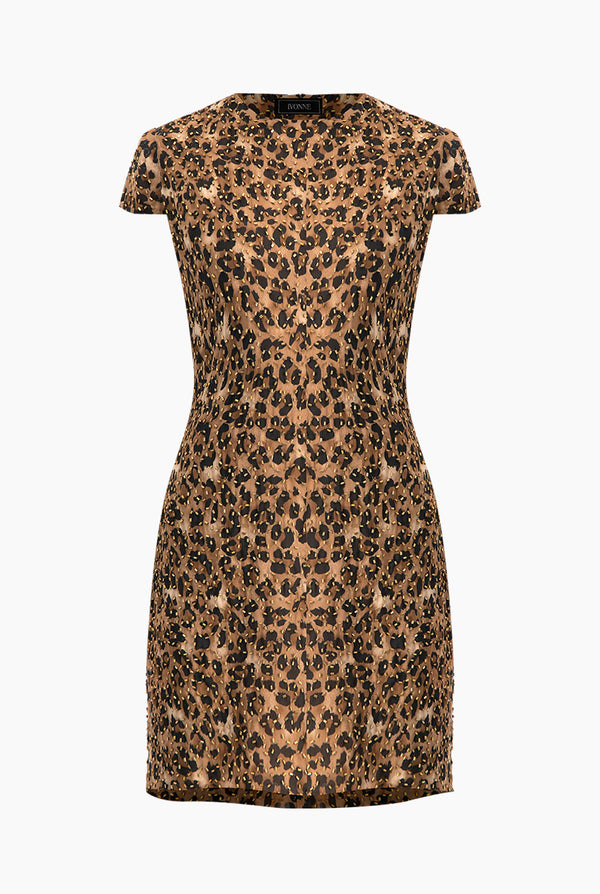 Vestido corto y cuello redondo