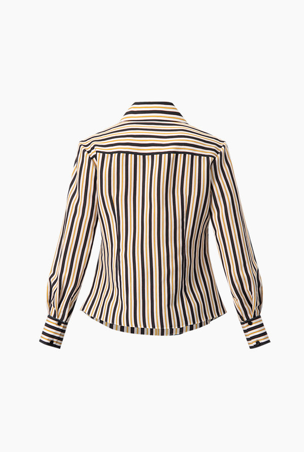 Camisa clasica y estampado de rayas