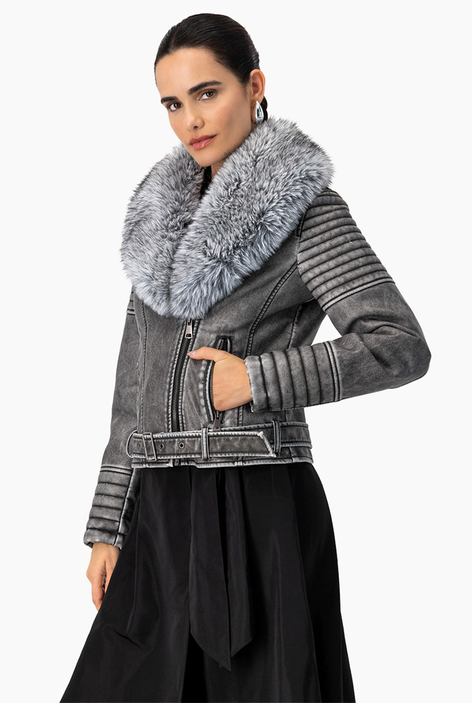 Chaqueta PU Grey de ecopiel con detalles biker y cuello de pelo