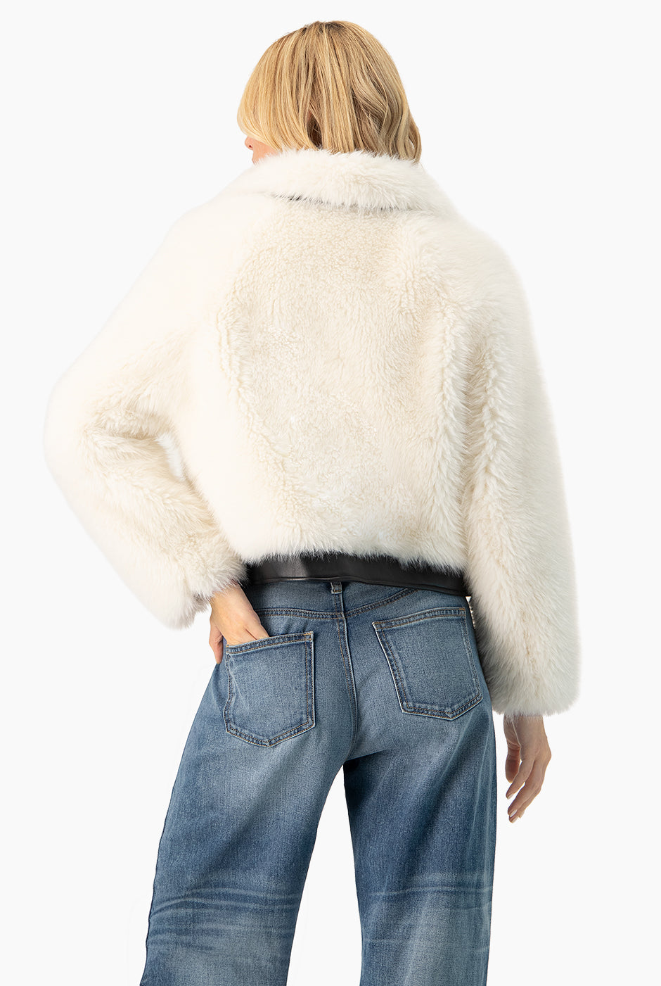 Chamarra Biker Fur Off-White con ecopiel y bolsillos laterales