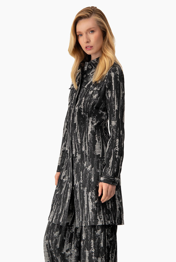 Chamarra larga denim con bolsillos